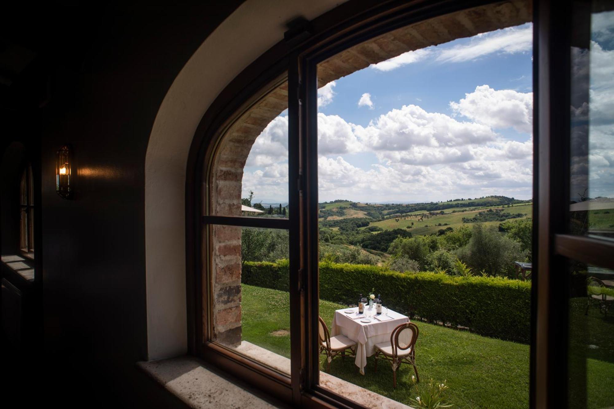 Poggio Paradiso & 4*
