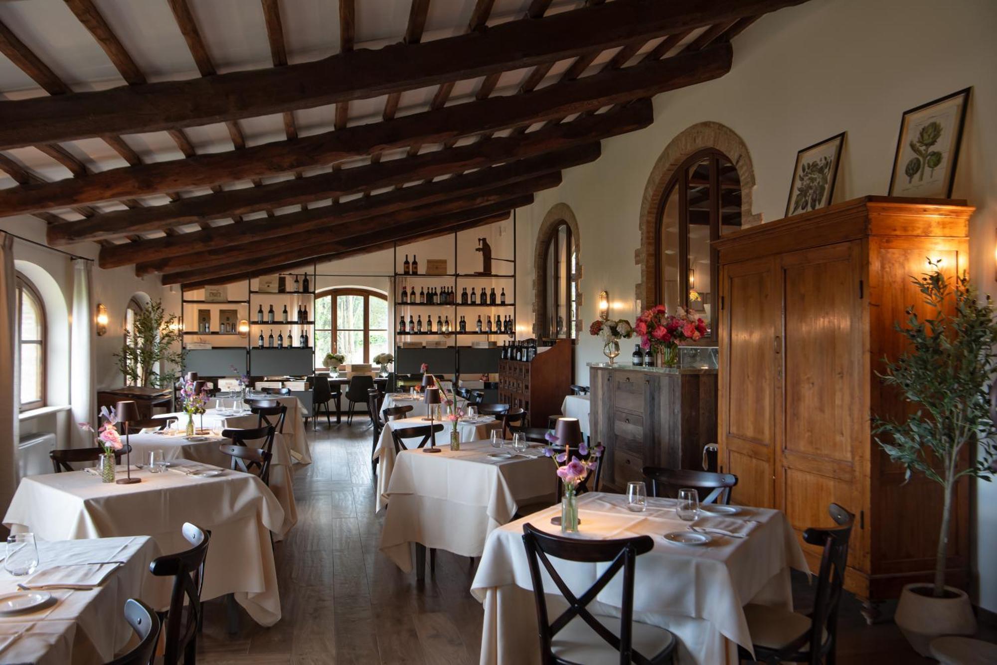 Poggio Paradiso & Resort Montefollonico